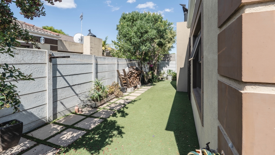 3 Bedroom Property for Sale in Brackenfell South Western Cape